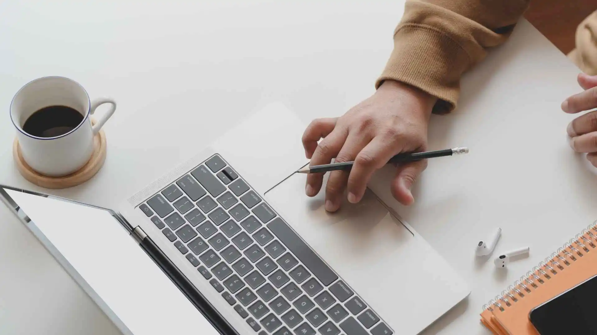 Freelancers in Pakistan: Getting Paid Through PayPal, Skrill, or Wise